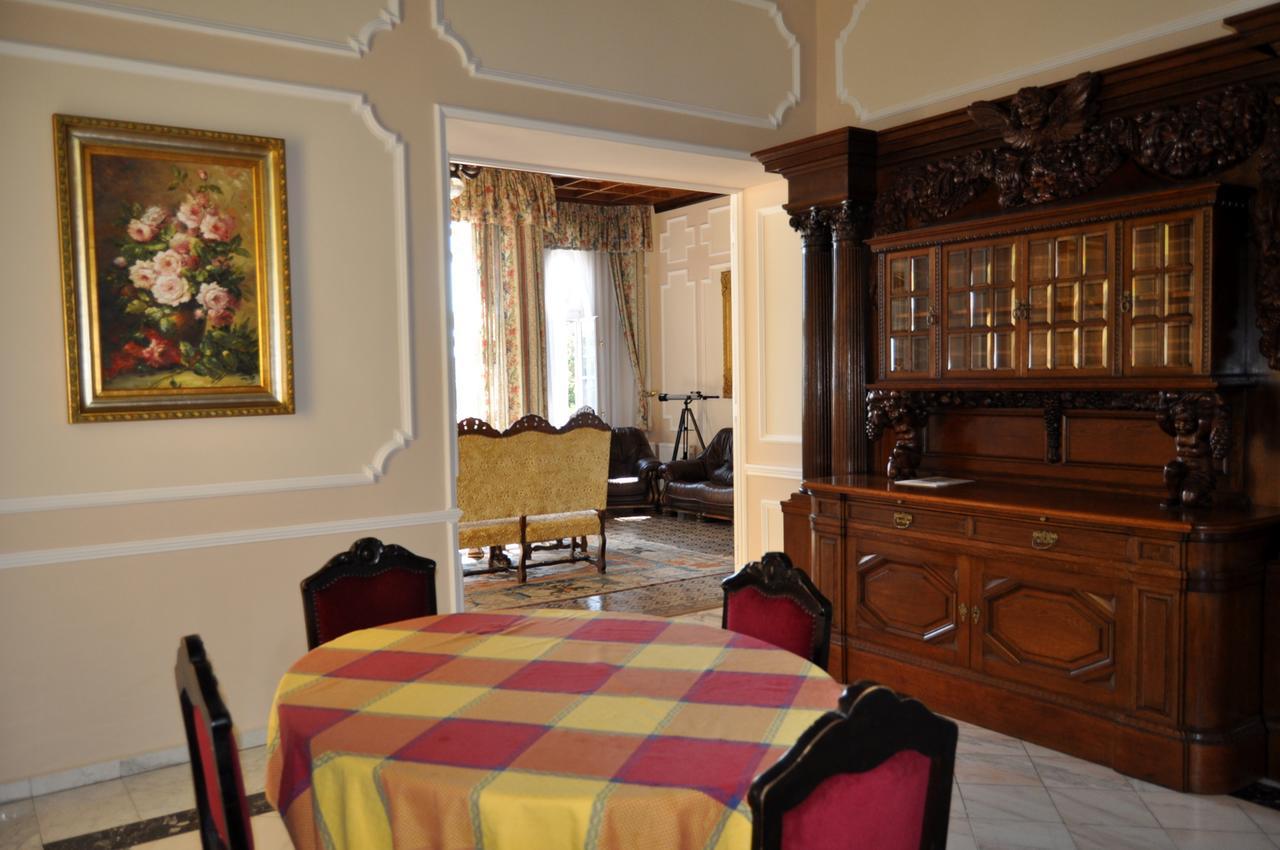 Sir David Balaton Castle Apartmanok Balatonszepezd Exteriör bild
